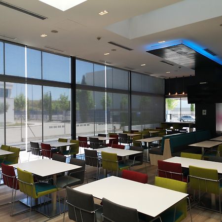 Holiday Inn Express Madrid Leganes By Ihg Kültér fotó